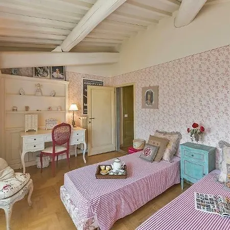 Villa Ronzanello Dimora Medicea Carmignano