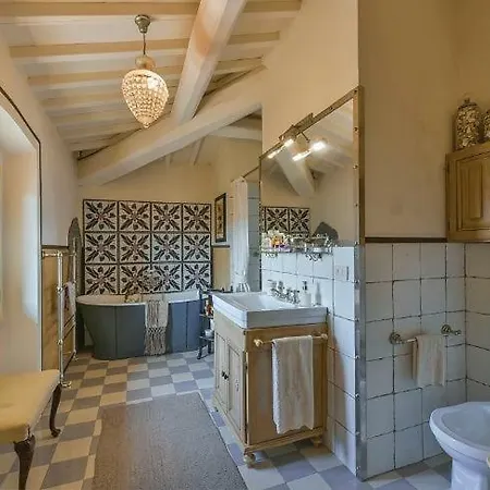 Villa Ronzanello Dimora Medicea Carmignano